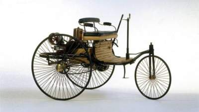 Музей Mercedes-Benz продает рабочую копию модели 1886 года